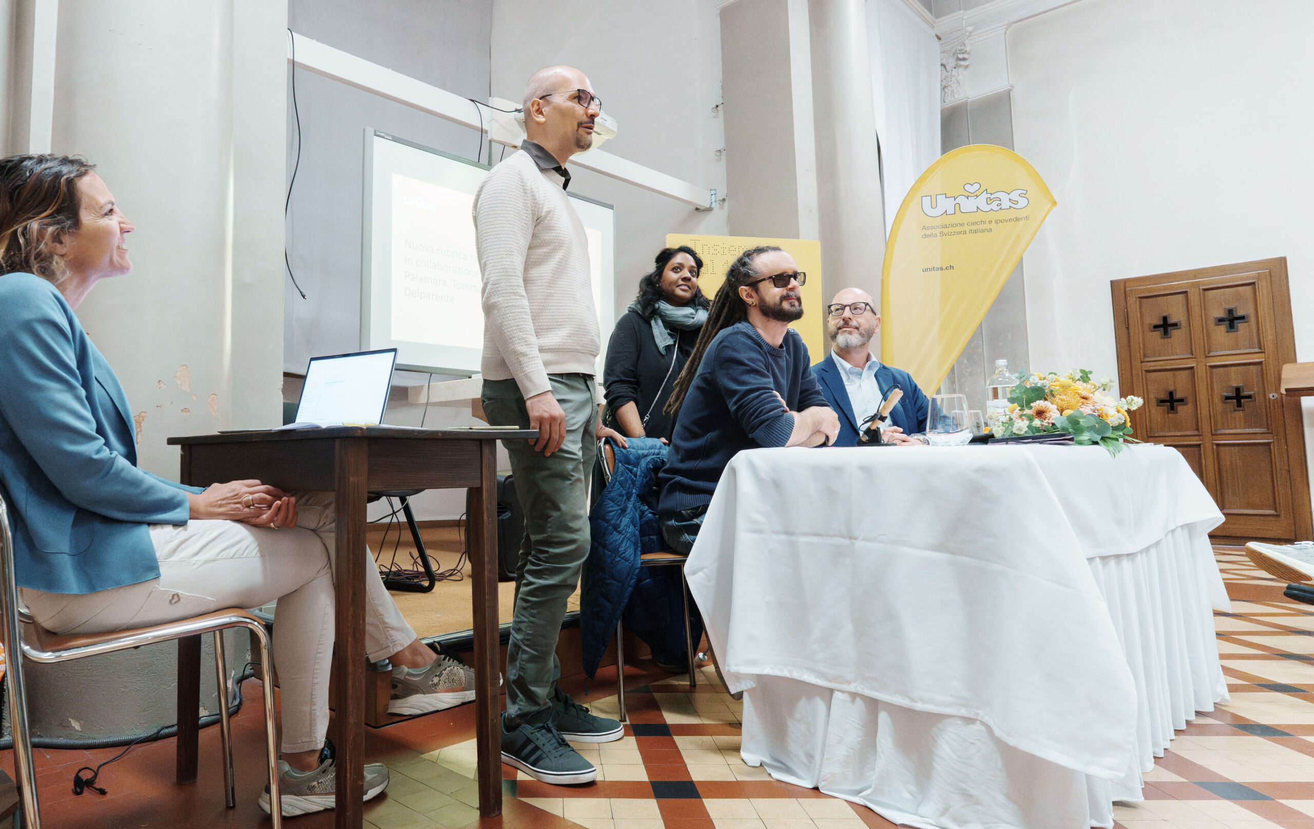 Conferenza stampa di presentazione del progetto "Ci vediamo dopo", collaborazione tra Radio Gwen e Unitas Ticino, 28 aprile 2026.
